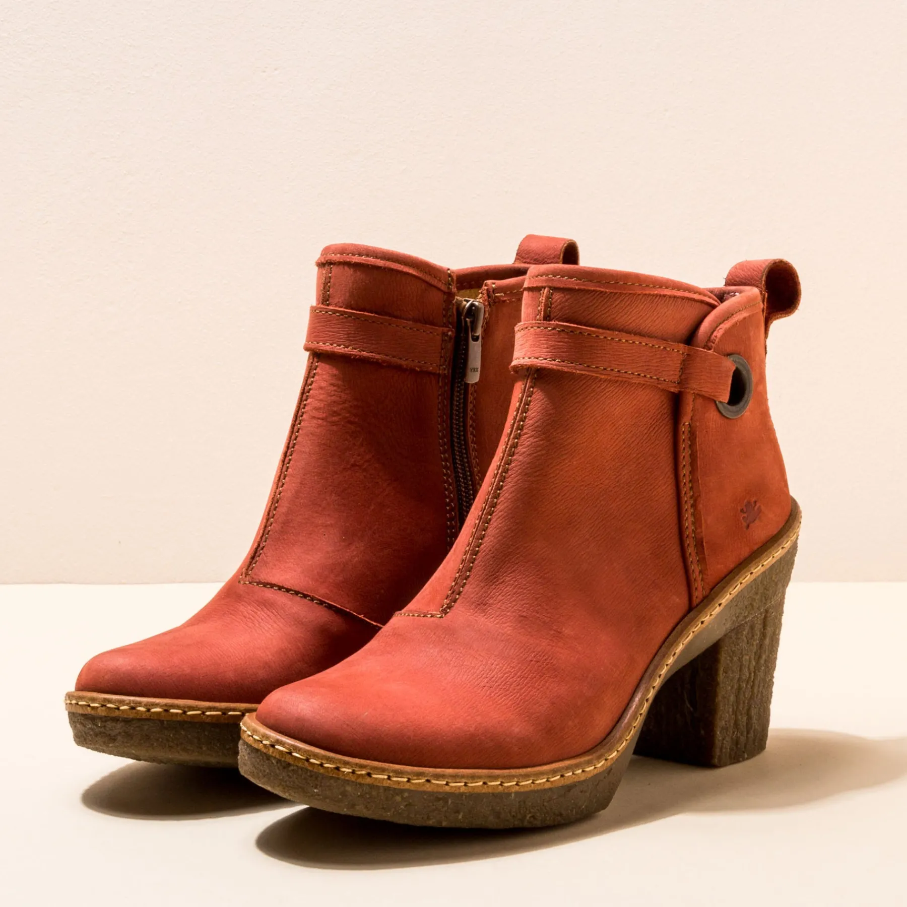 Damen El Naturalista 5179 Haya