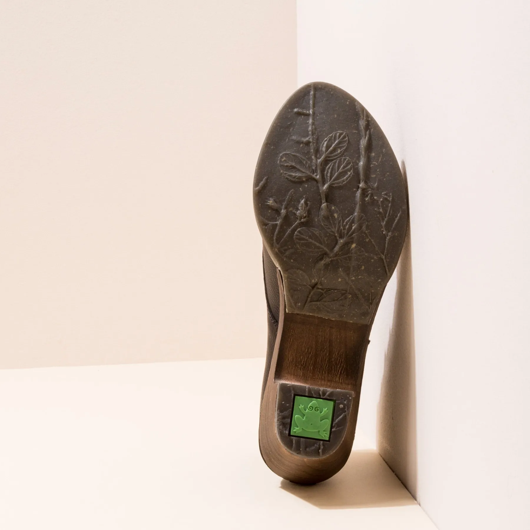 Damen El Naturalista 5490 Sylvan