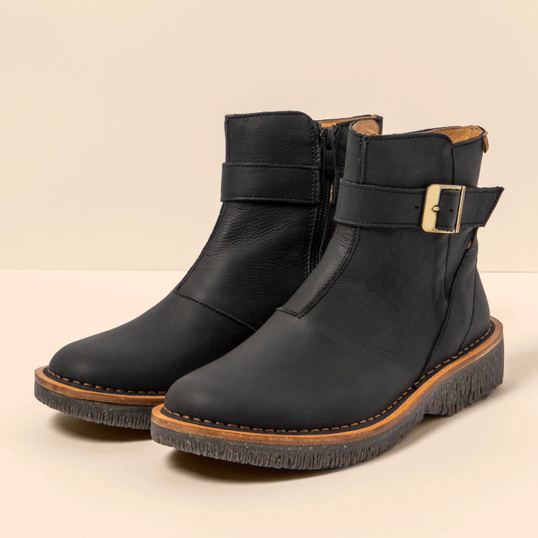 Damen El Naturalista 5580 Volcano