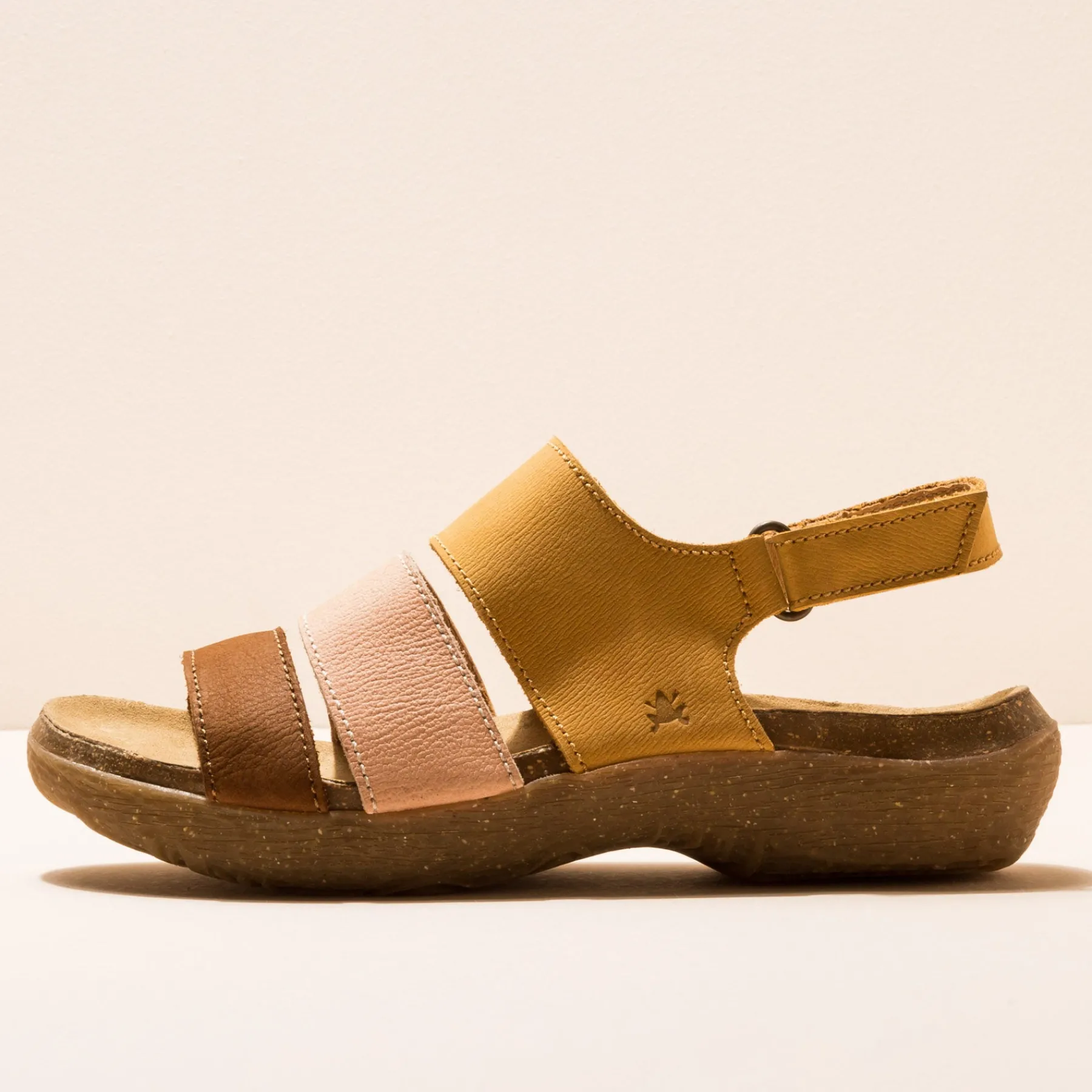 Damen El Naturalista 5702 Wakatiwai
