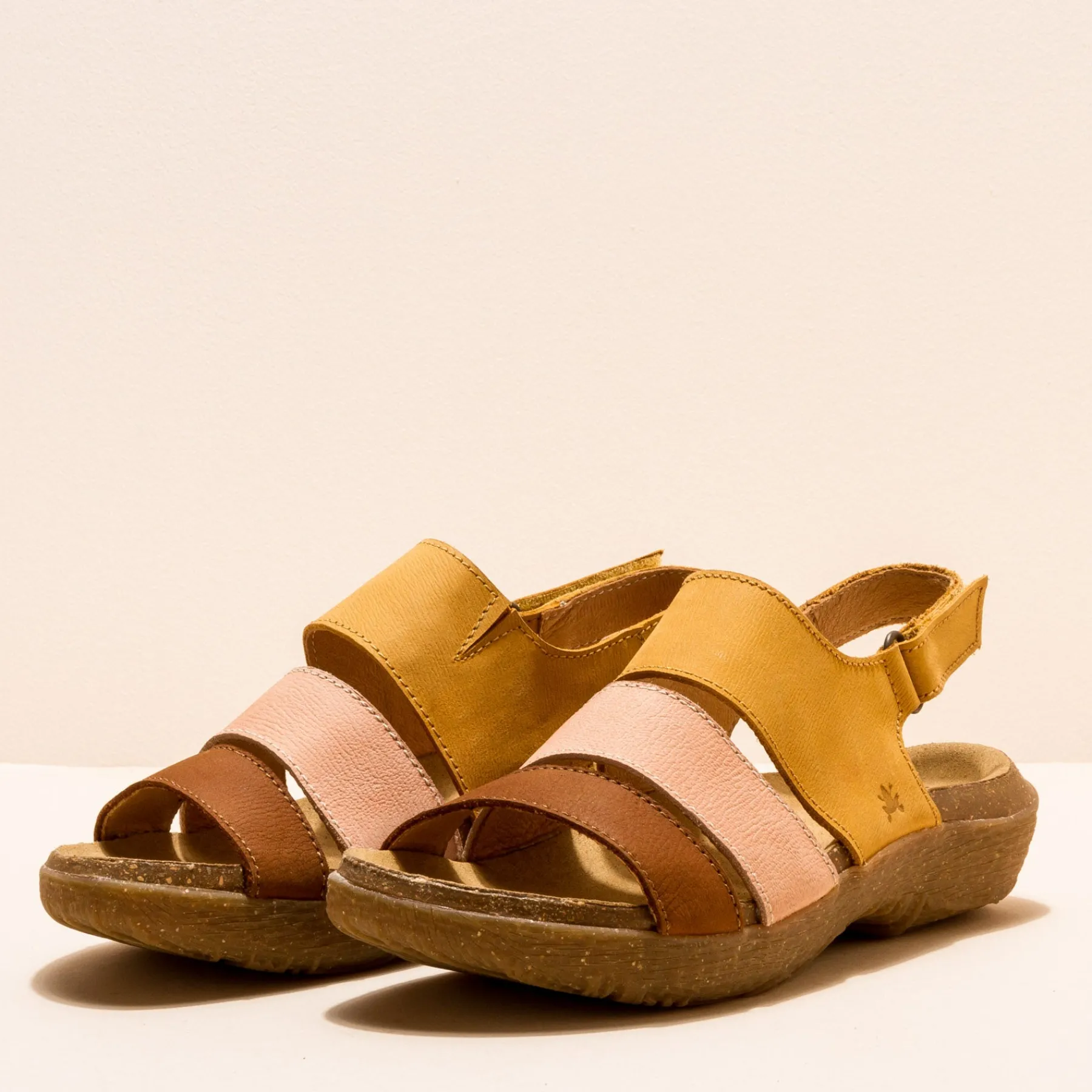 Damen El Naturalista 5702 Wakatiwai